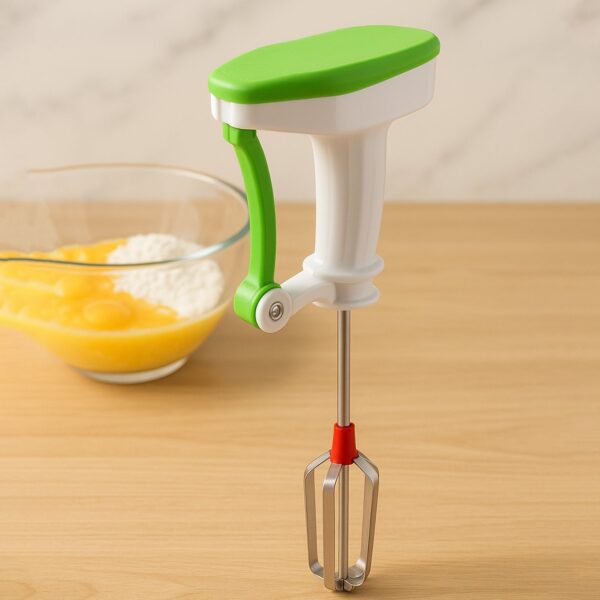 Power-free plastic hand blender and beater