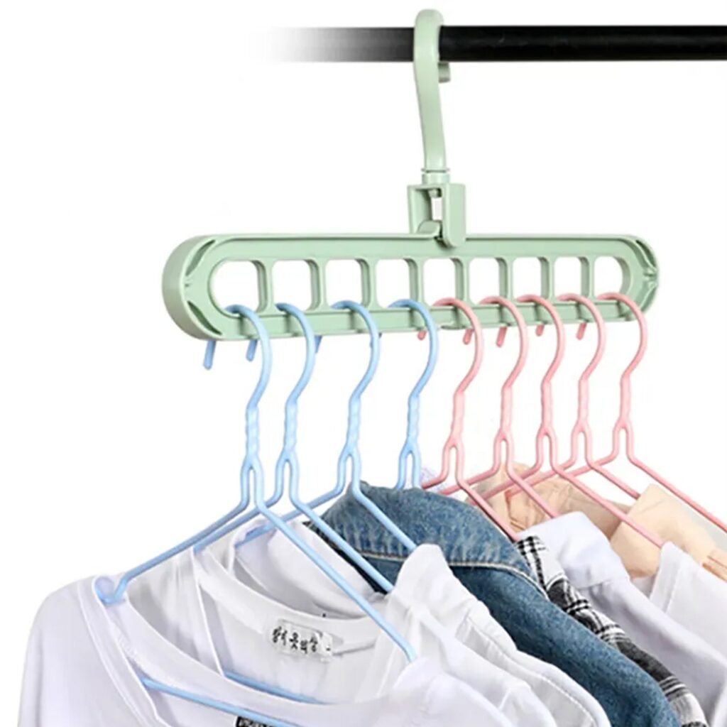 Plastic multi-hole wardrobe hanging hook
