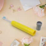 Adult Waterproof Electric Toothbrush (1 Pc / Battery Not Included / Mix Color) - Closeup Embroidery by Nari Haat, Ind...