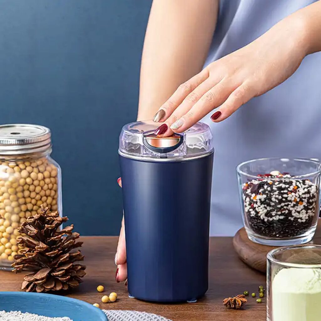 Portable 4-Blade Mini Coffee Grinder and Blender