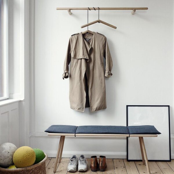 Wooden Clothes Hangers Set