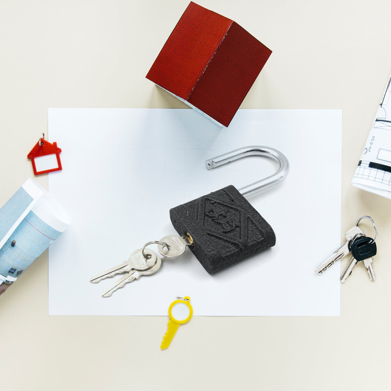 1_c3149014-3888-4eb2-b48c-7dbb5191c6a3.jpg Black Iron Padlock – Brass Core, Waterproof & Anti-Theft for Home & Outdoor (75 mm) - Front View by Nari Haat, Indi...