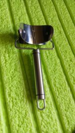 Multifunctional Easy and Fast Stainless Steel Puri cutter roller Machine (1 pc) - Full Detail by Nari Haat, Indian et...