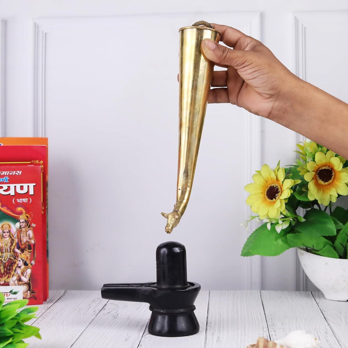 71Aq9hAGvfL._SL1500_ Click Pujan Traditional Brass Gaumukhi Shringi for Puja Rituals | Antique-Style Gau Mukhi Shankh Shring | with Intricate Craftsmanship for Abhishek, Havan & Devotional Use - Image 2