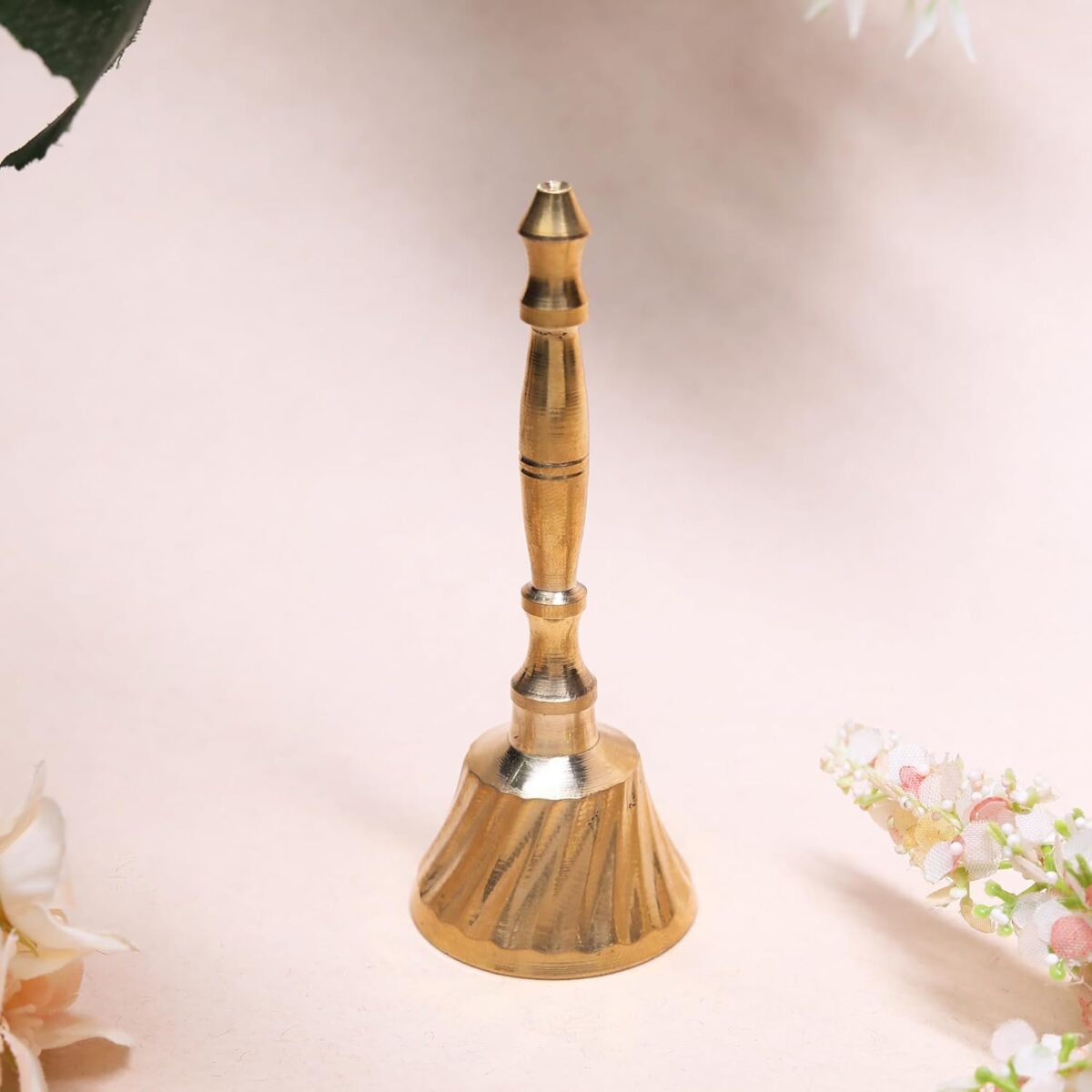 61FuHpgCHTL._SL1500_ Click Pujan Ghanti Brass - Small Puja Bell for Arti Prayer | Small Temple Home Mandir Diwali Decoration | Ideal Gift - Image 4