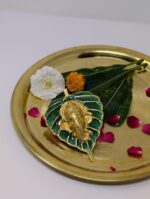 Click Pujan Golden Ganesh Paan Wall Hanging - Lord Ganesha Face on Green Leaf for Home Decor - Image 3