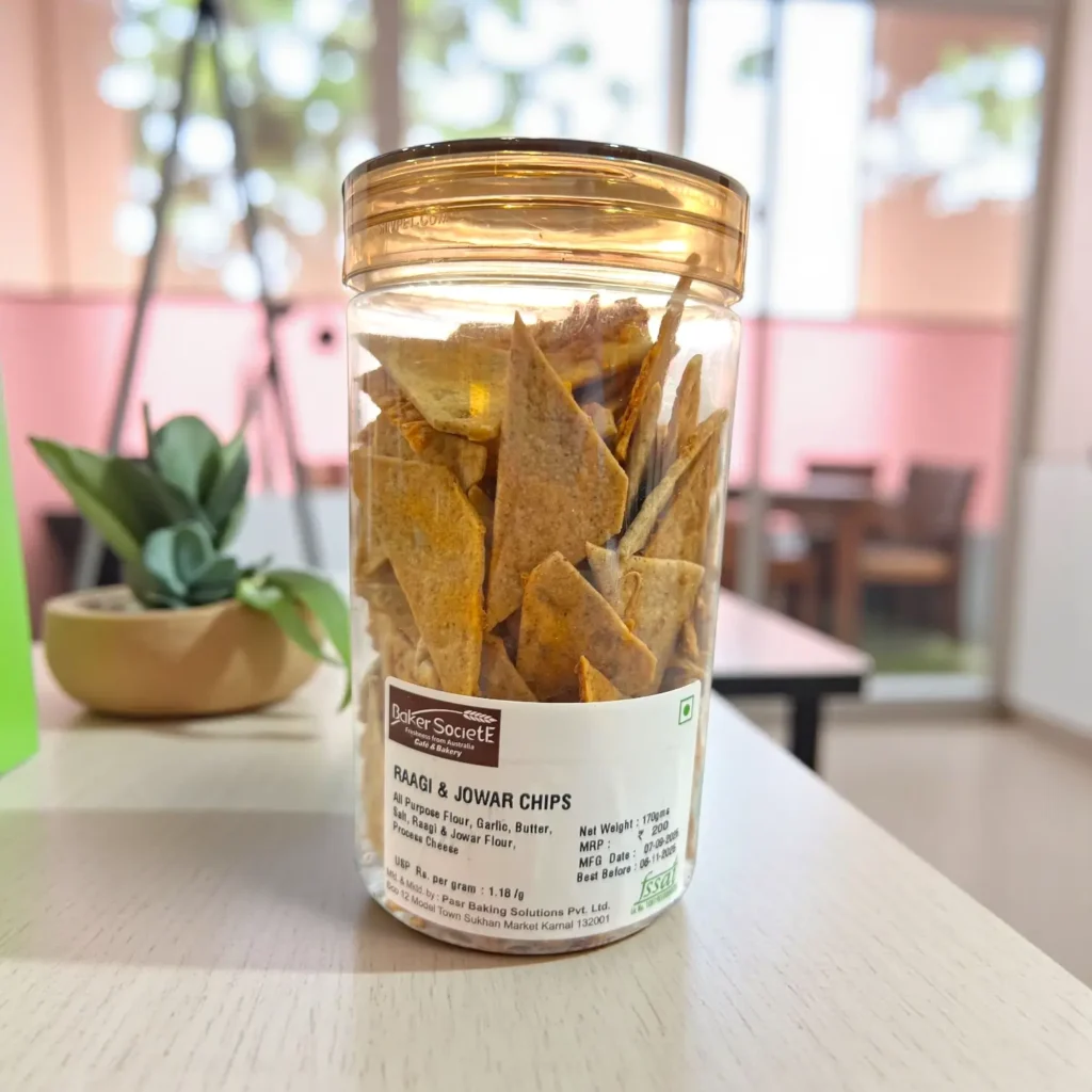 Ragi Jowar Chips Crispy Multigrain Garlic Butter Snacks with Ragi, Sorghum & All-Purpose Flour (1)