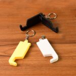 2 in 1 Plastic Keychain with Mobile Stand / Phone Holder (5 Pcs Set / Multicolor) - Fabric Detail by Nari Haat, India...