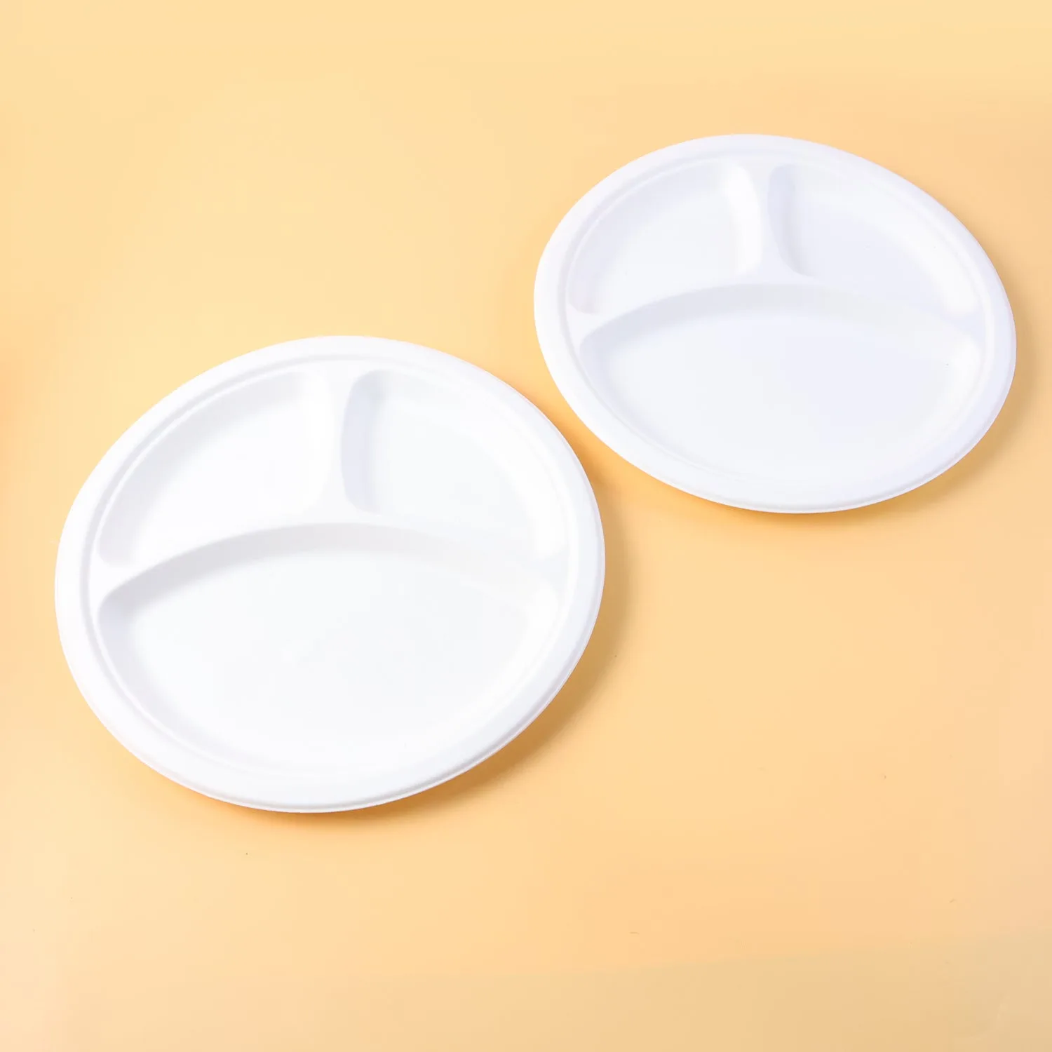 Freshee 10 Inch 3-Compartment Round compostable meal plates