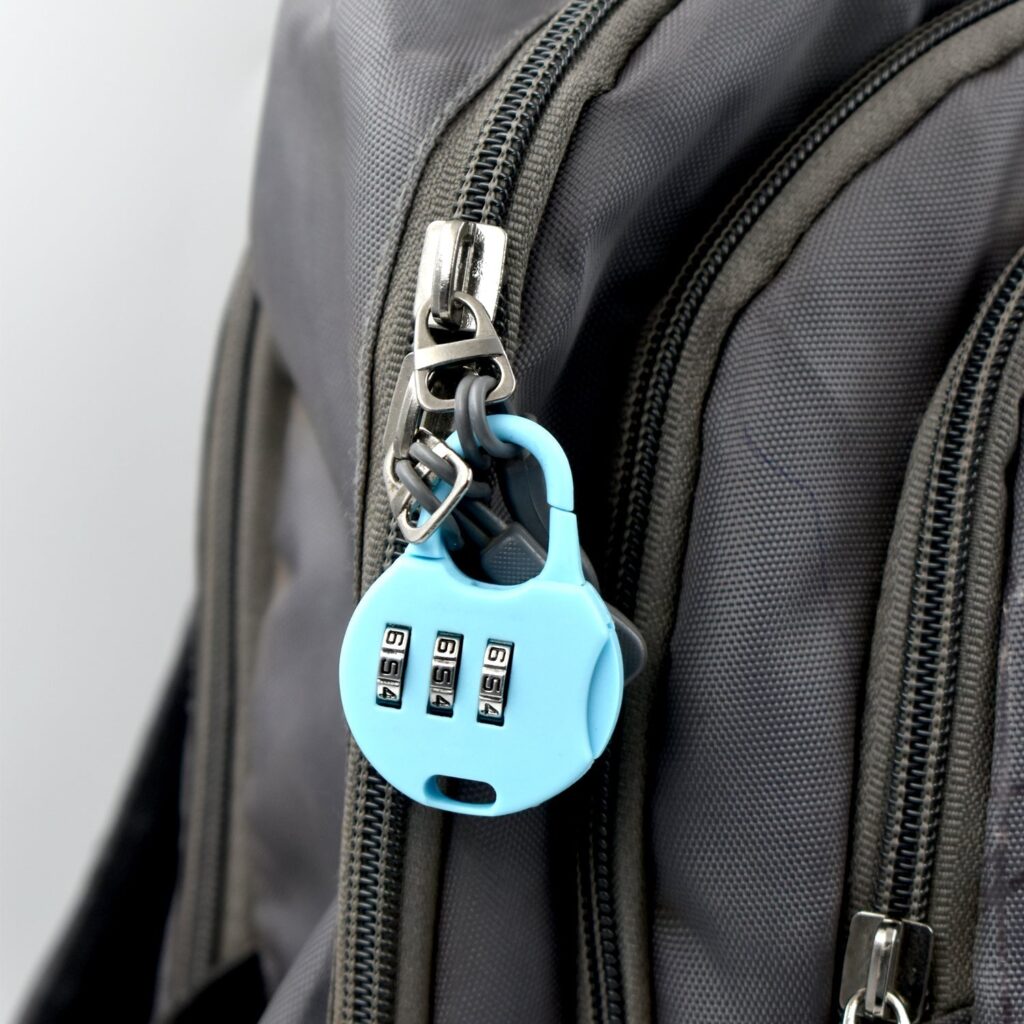 3-digit zipper lock for luggage security