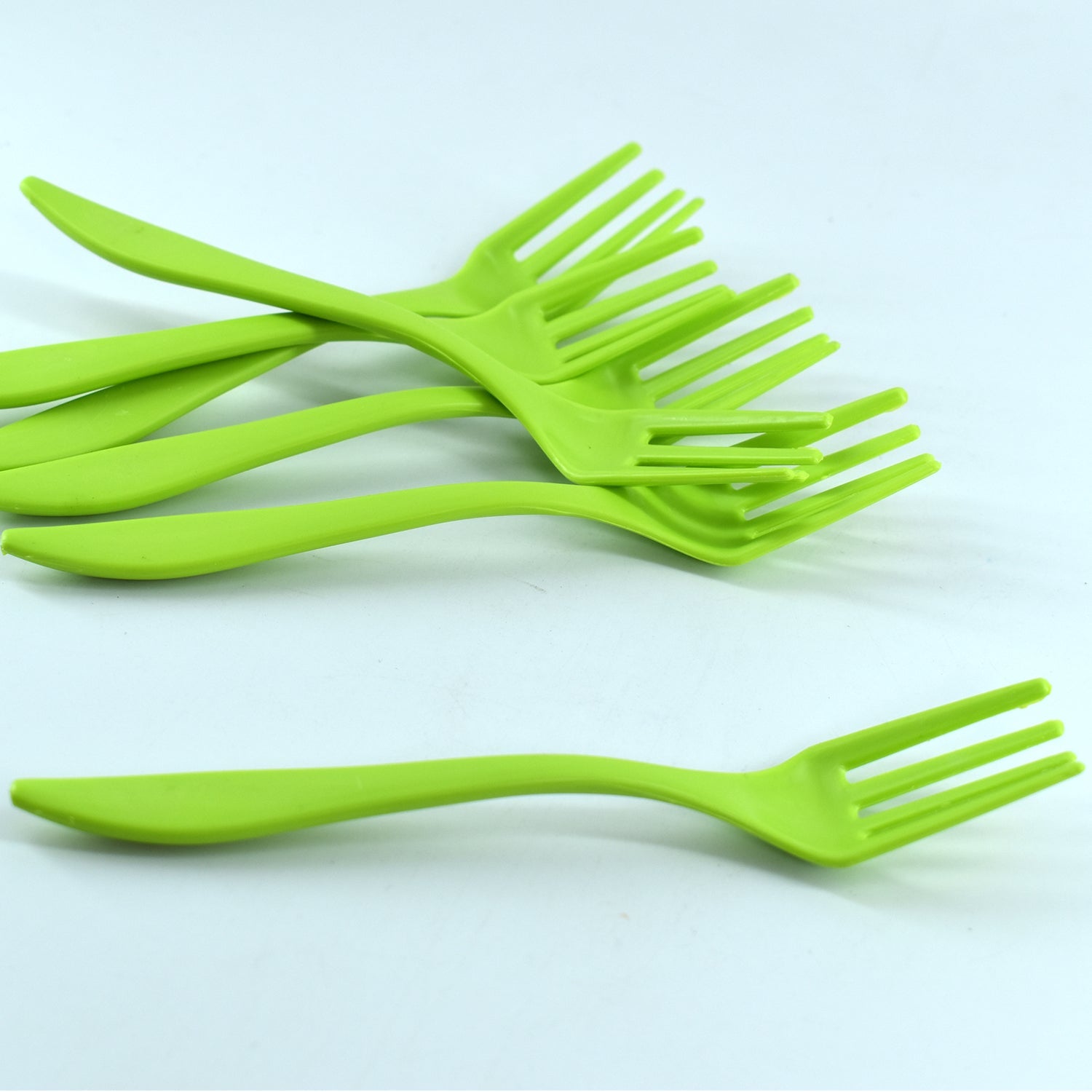 2_a85ef08c-81f9-4f9b-91cd-14143b678085.jpg Small plastic 6-piece serving fork set for kitchen use