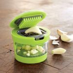 Green garlic cutter chopper crusher for kitchen