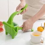 Manual Plastic Fruit Juicer,  Hand Juicer  Extractor Tool for Orange, Limes