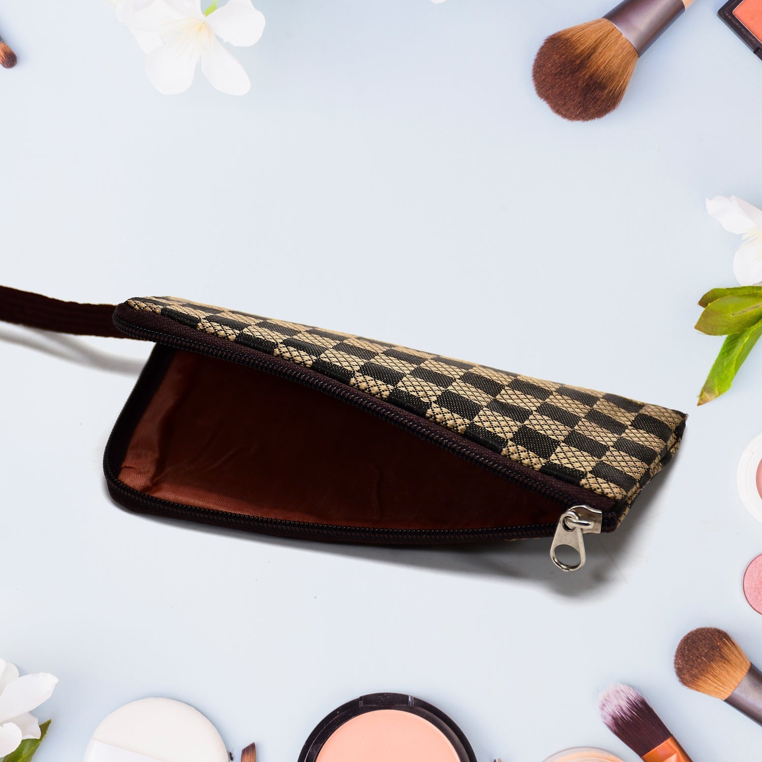 04_0a76b372-8300-4974-81e3-d09de43513b9.jpg Reusable Multipurpose Washable Women's Pouch with Zip (Mix Design / Mix Size) - Front View by Nari Haat, Indian ethni...