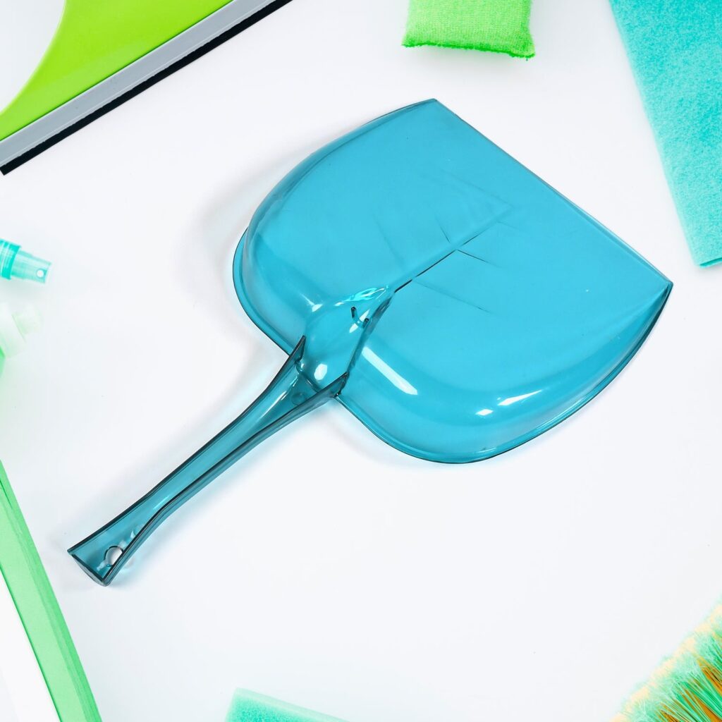 Unbreakable Plastic Dustpan