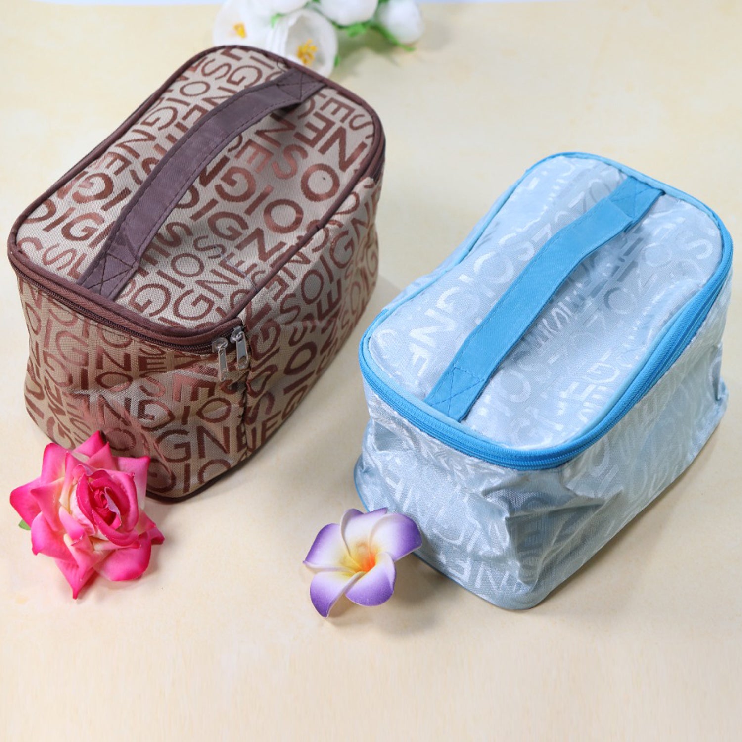 05_d36df45a-04c2-4b90-90f2-ae1357ddc17f.jpg PORTABLE MAKEUP BAG WIDELY USED BY WOMEN’S FOR STORING THEIR MAKEUP EQUIPMENT’S AND ALL WHILE TRAVELLING AND MOVING. - Image 1