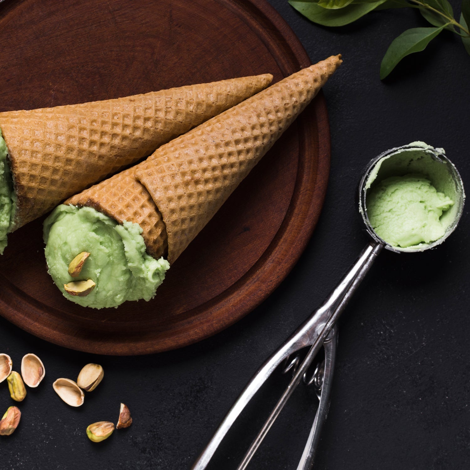 09_fb81ad90-4f76-46e9-b917-9c4c2e5aefb6.jpg Premium Ice Cream Scoop with Easy Release - Image 1