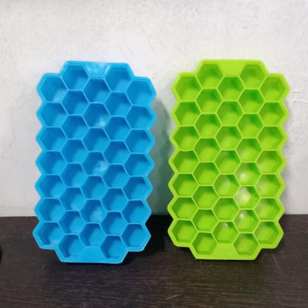 Flexible Silicone Ice Cube Tray