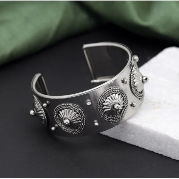 buy oxidised bracelet online