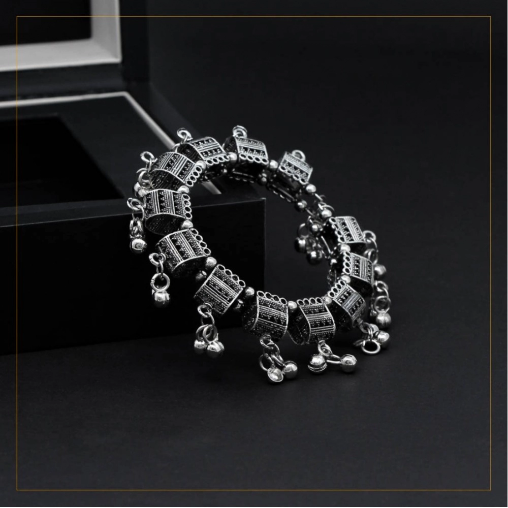 Buy Oxidised Bracelet Online