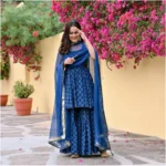 Women Cotton Kurti Set - Angle 3