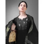 Women Black Cotton Kurti Set - Angle 3