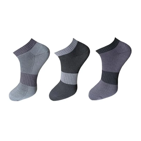 Three pairs of multicolor unisex cotton solid ankle length socks