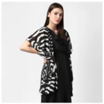 Generic Women's Polyester Printed Short Sleeve Shrug (Black) - Image 4