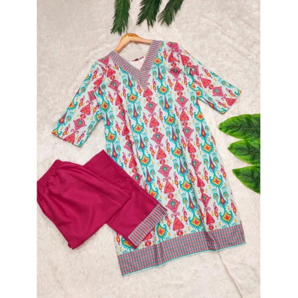 Generic Women's Rayon Printed V Neck 3-4th Sleeve Kurti With Pant Set (Pink)