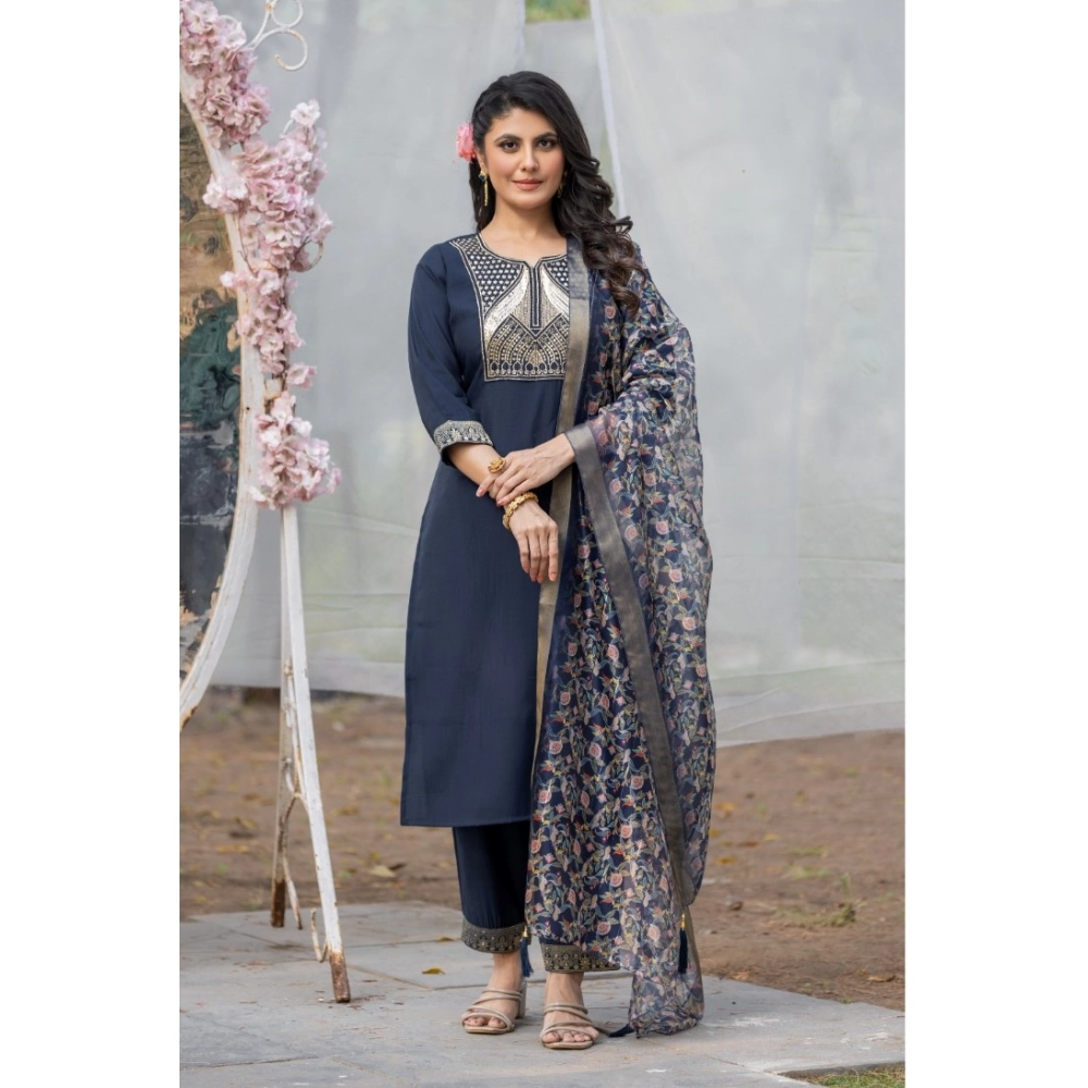 54310277111_521e2c3545_o_d-1000x1000-1.webp Generic Women's Rayon Printed V Neck Kurti with Pant and Dupatta Set (Navy Blue) - Image 1