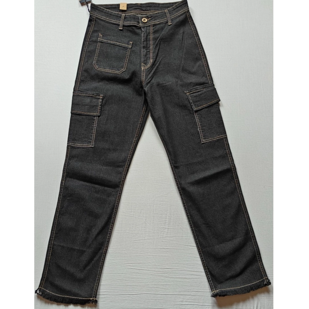 54352913852_98daf25072_o_d-1000x1000-1.webp Women's Black Cargo Pants