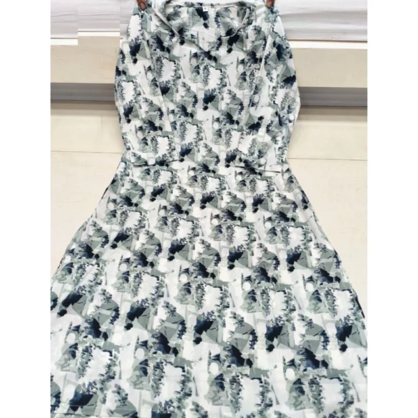 Generic Women's Cotton Blended Printed 3/4th Sleeve V Neck Kurti (Blue)