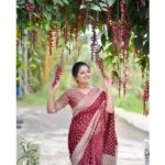 Generic Women's Silk Printed Saree With Unstitched Blouse 5.5Mtr (Maroon) - Image 3