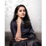 Generic Women's Silk Printed Saree With Unstitched Blouse 5.5Mtr (Black) - Image 3