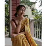 Generic Women's Silk Printed Saree With Unstitched Blouse 5.5Mtr (Yellow) - Image 3