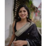 Generic Women's Silk Printed Saree With Unstitched Blouse 5.5Mtr (Black) - Image 3