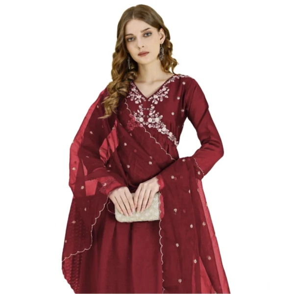 Generic Women's Vichitra Embroidery 3-4th Sleeve V Neck Alia Cut Kurti Set With Dupatta (Maroon)
