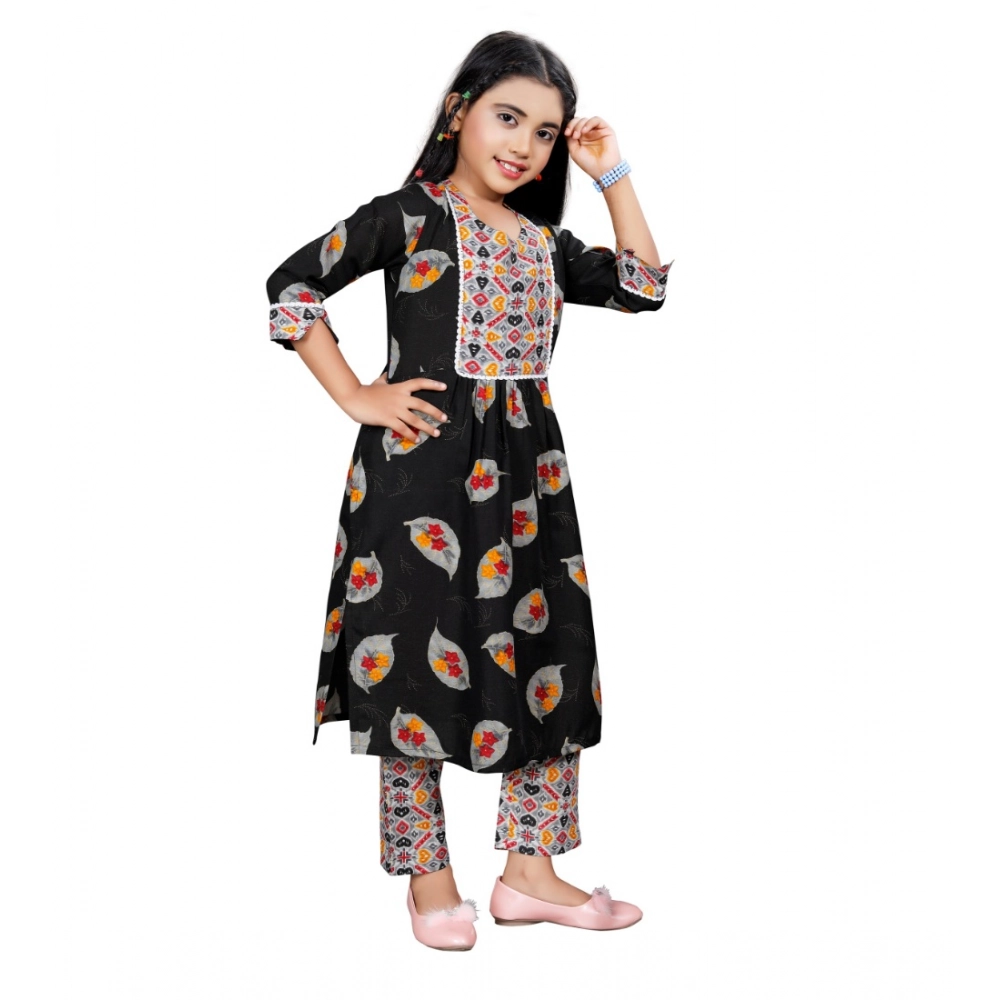 54516145624_ed2a1c2950_o_d-1000x1000-1.webp Generic Girl's Reyon Printed Kurti And Pyjama Set (Black) - Image 1