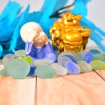 Glass Gem Stone, Flat Round Marbles Pebbles for Vase Fillers, Attractive pebbles for Aquarium Fish Tank. - Closeup Em...