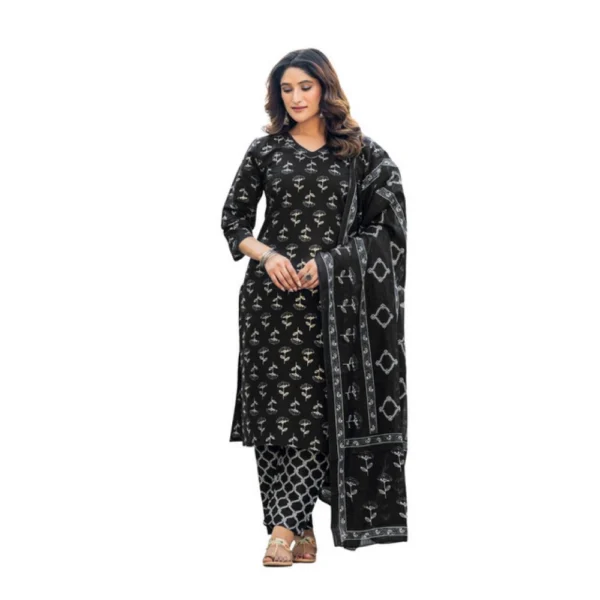 Women's Black Cotton Blend Kurti Set