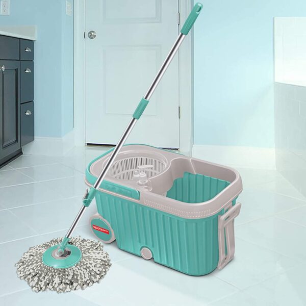 Spin mop with wheels and auto-fold handle