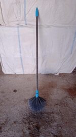 Extendable Stainless Steel Cobweb Brush for Ceiling, Lights, Fans & Home Dusting - Image 8