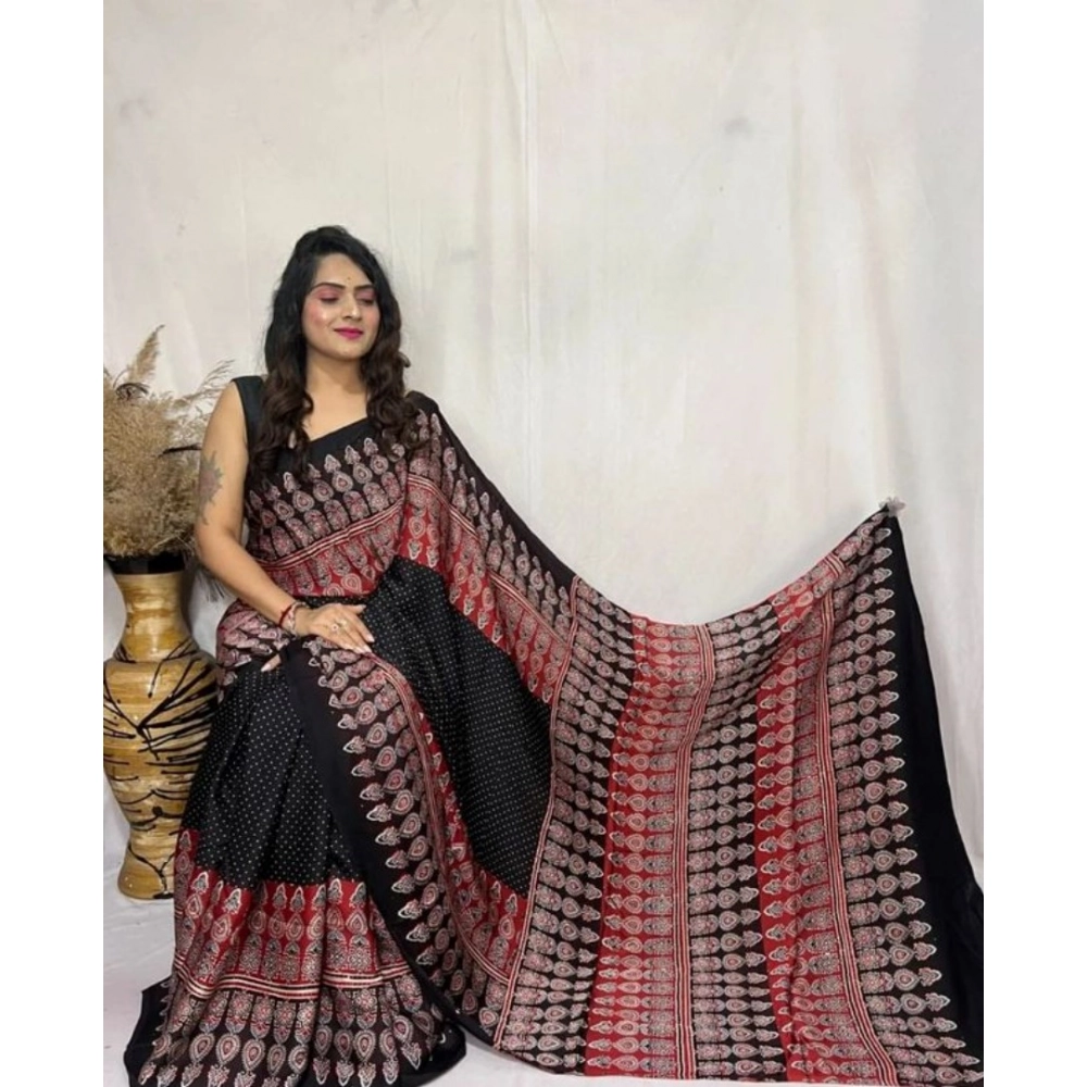 PID-62461-Generic-Women-s-Satin-Printed-Saree-With-Unstitched-Blouse-5-5-Mtr-Black-1-1000x1000-1.webp Black Satin Printed Saree for Women