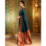 Generic Women's Silk Blend Zari Woven Saree With Unstitched Blouse 5.5Mtr (Green) - Image 4
