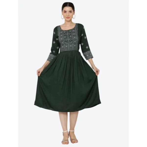 Green Rayon Casual Kurti for Women