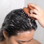 Manual Scalp Massage Shampoo Brush (1 Pc) - Image 3