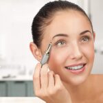 2-in-1 Eyebrow Razor & Painless Hair Shaver (1 Pc), Hair accessories - Image 9