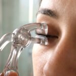 Transparent Eyelash Curler Tool (1 Pc) - Image 3