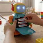 AA Alkaline Batteries 4 Piece Pack - Image 3