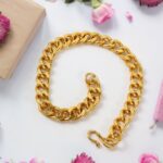 Stylish Gold-Plated Chain Bracelet for Men & Women - (1 Pc) - Image 3